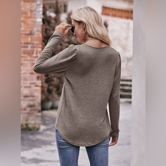 Double Take Pleated Curved Hem Long Sleeve Top - Picture 3 of 4